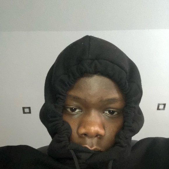 Meet your Posher, Adriel - Picture 1 of 1